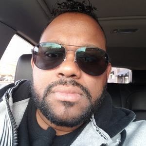 Meet your Posher, Carlos